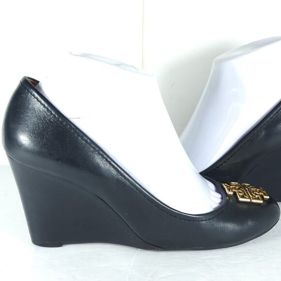 Tory Burch Women’s Melinda US 8M Black Leather Logo Slip On Wedge Pumps Shoes - Picture 8 of 16